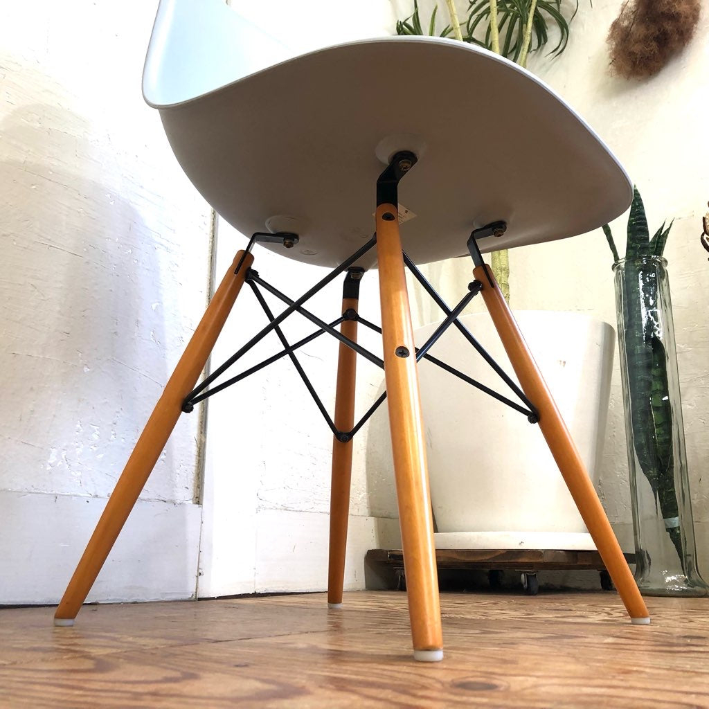 ヴィトラ/vitra サイドシェルチェア グレー ドゥエルレッグ チャールズ&レイ・イームズ 中古