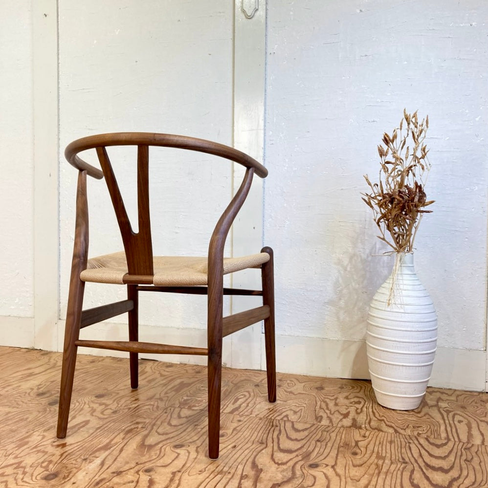 カールハンセン&サン / Carl Hansen & Søn Yチェア CH24 【1】ハンスJ.ウェグナー ウォールナット  ナチュラルペーパーコード 展示品