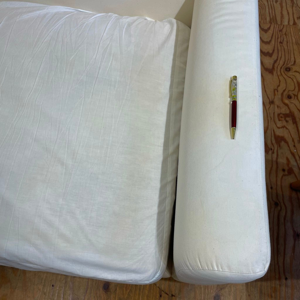 ノイエス / NOYES NewSugar Hi-Back Modern スモール 3人掛け 両肘 ソファ ハイバックソファ 中古