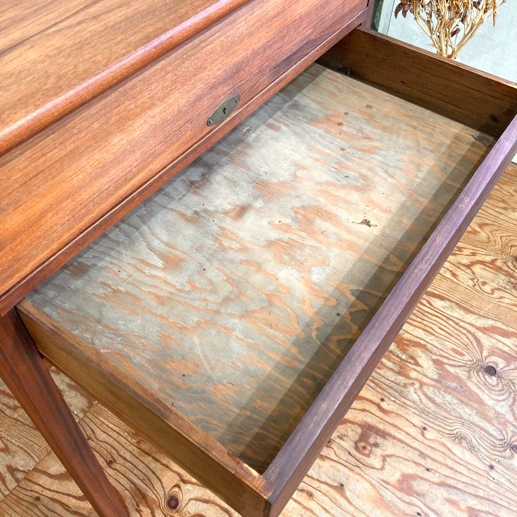 ライティングデスク 小ぶりな書斎デスク 引出し付き ヴィンテージ