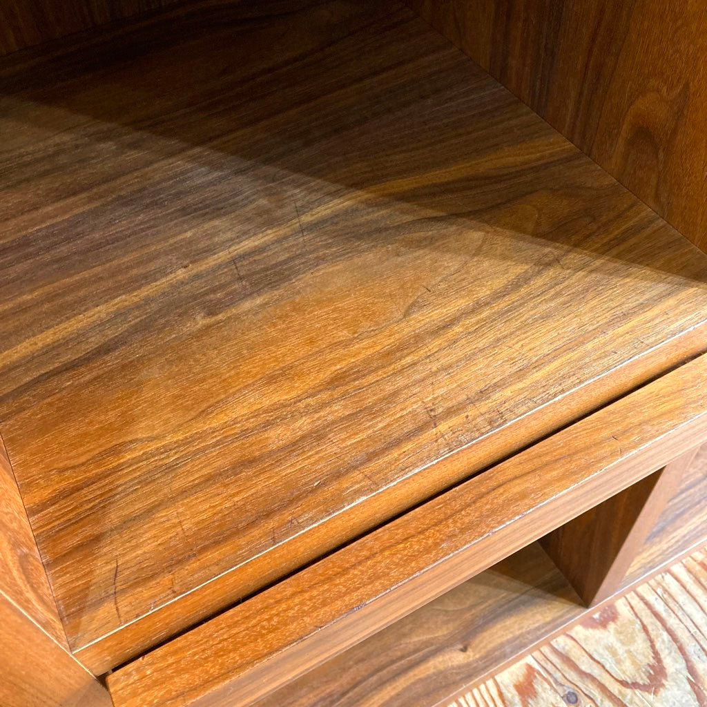 リアルスタイル / REAL Style バンクロフト ブックシェルフ 1500 4列2段 ウォールナット マガジンラック 中古