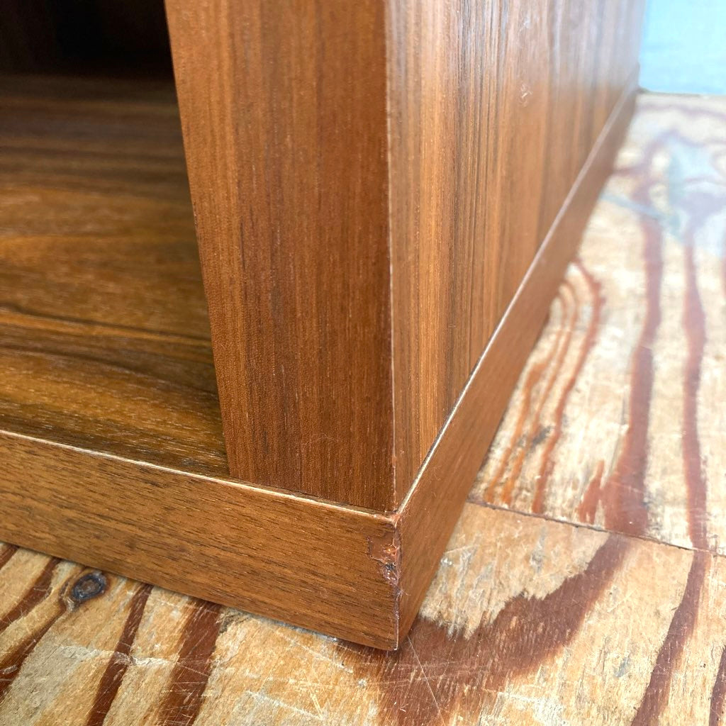 リアルスタイル / REAL Style バンクロフト ブックシェルフ 1500 4列2段 ウォールナット マガジンラック 中古