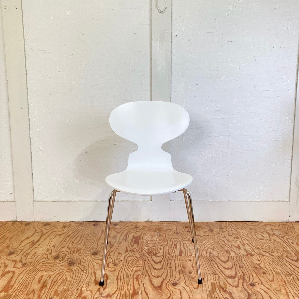 フリッツハンセン / FRITZ HANSEN アントチェア / antchair 【1】 ホワイト アルネ・ヤコブセン 中古