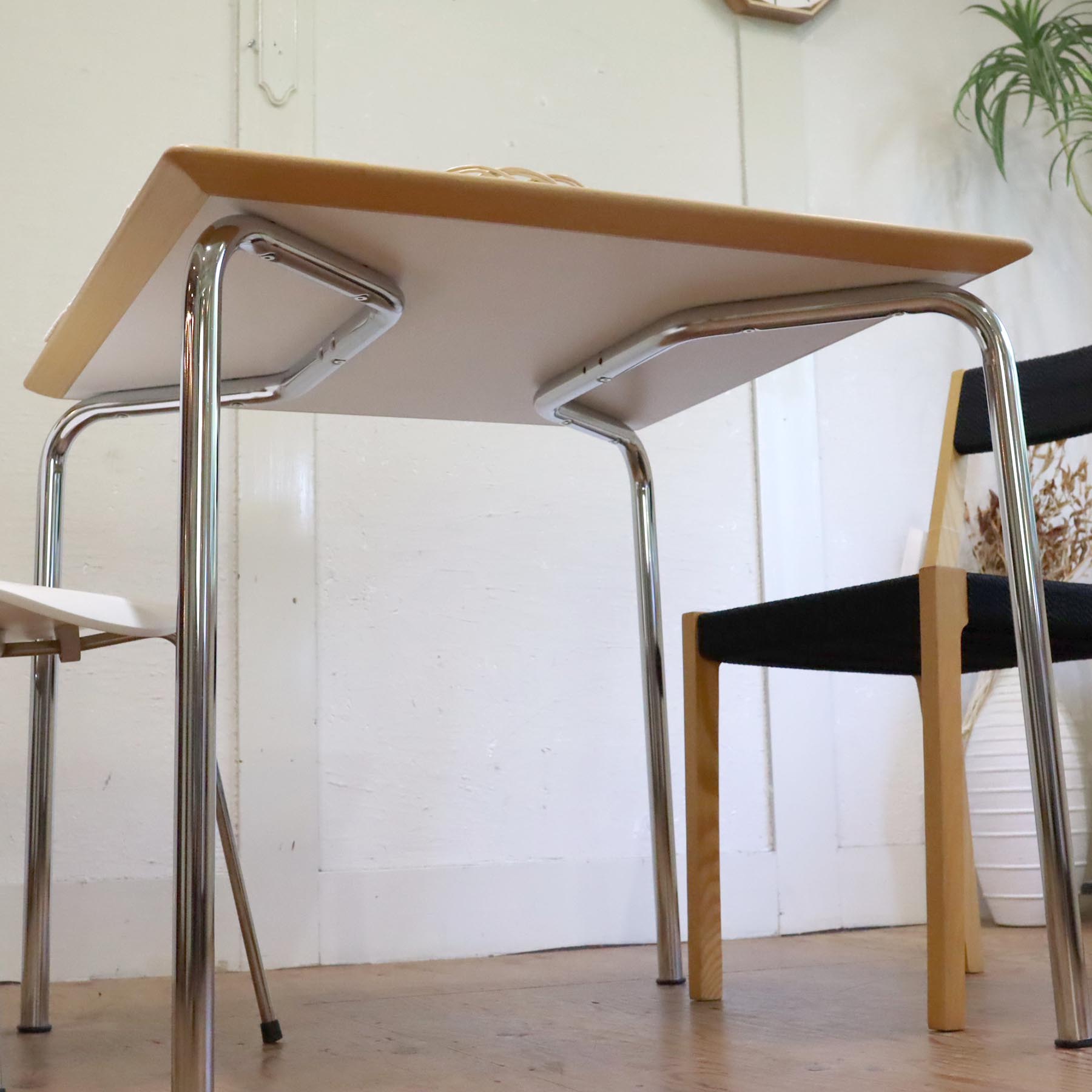 MAUI マウイスクエア80テーブル