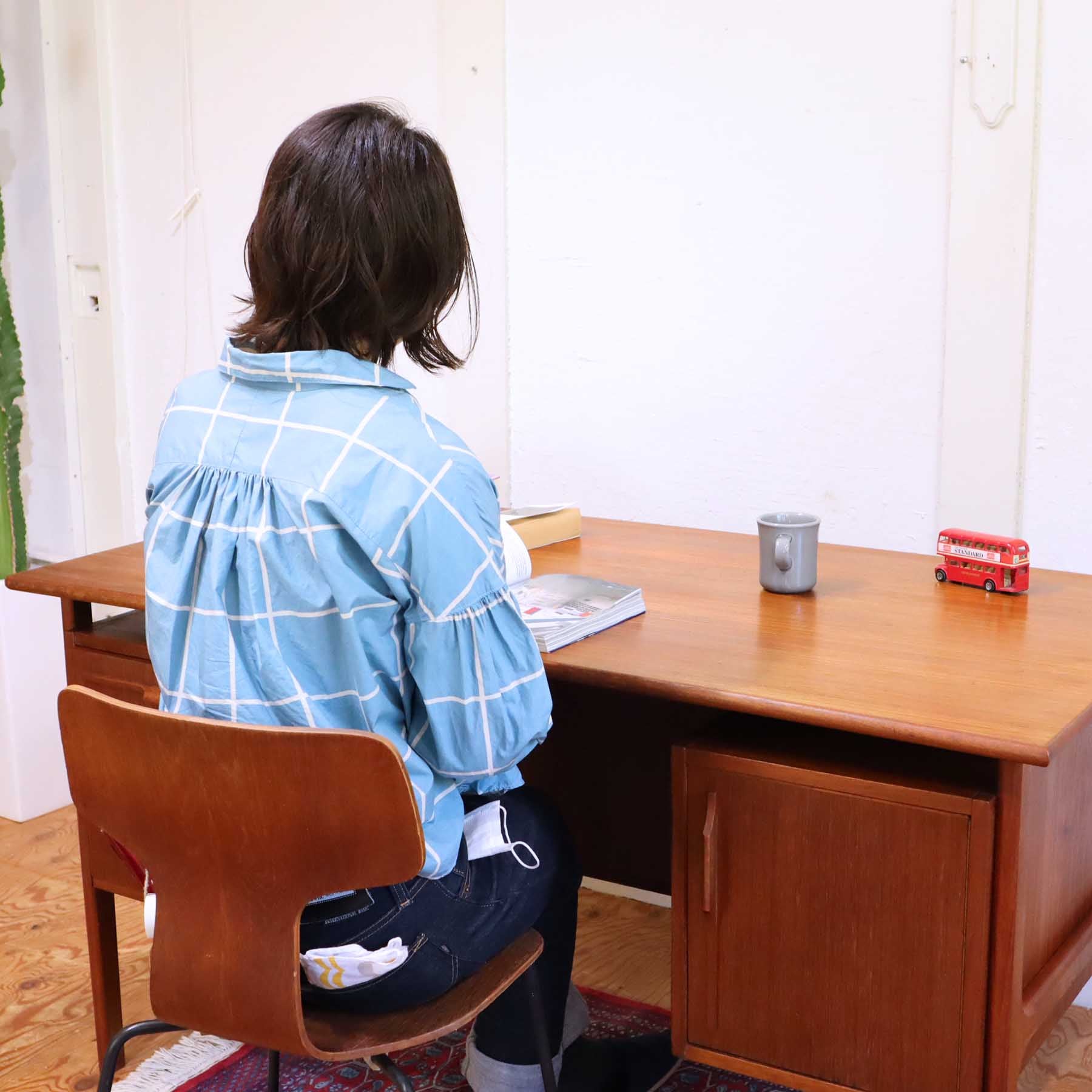 デンマーク製 両袖デスク