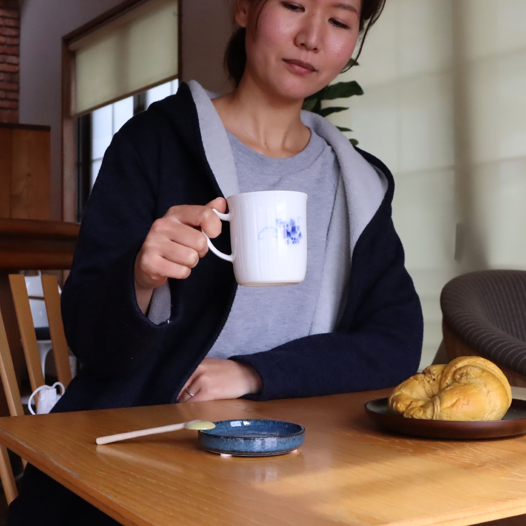 大倉陶園 / OKURA ぶどう畑の風 マグカップ コーヒーカップ 中古