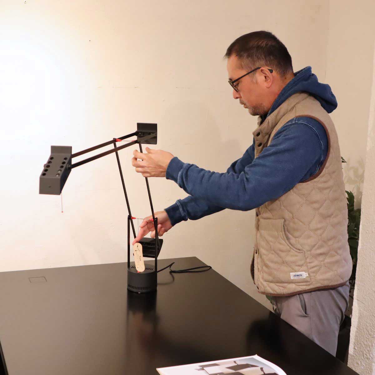 アルテミデ / Artemide ティチオ / TIZIO テーブル照明 デスクライト 中古