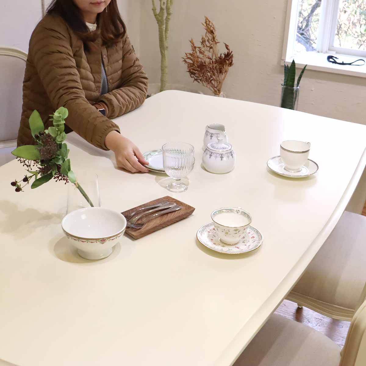 ローラ・アシュレイ / Laura Ashley プロヴァンセル  ダイニングテーブル 姫系ロココ 中古