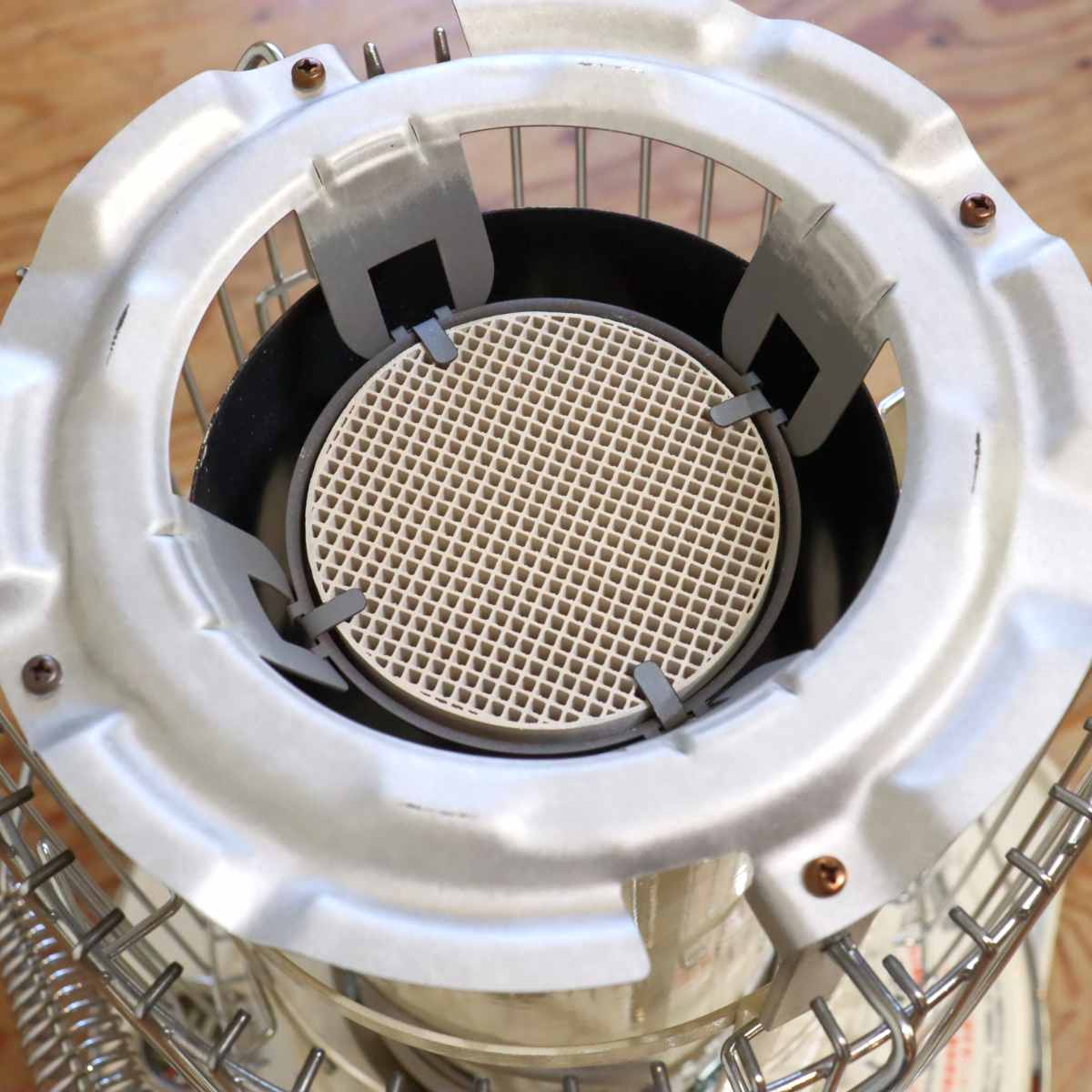 アラジン / Aladdin / ブルーフレームヒーター 【3】2016年製 ホワイト ガード付き 中古