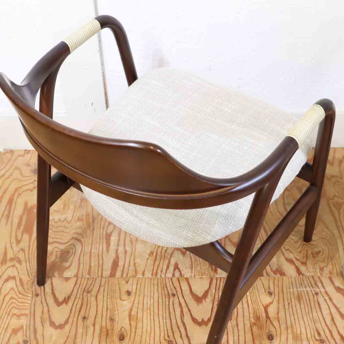 飛騨産業 アイガー / EIGER チェア アームチェア オフホワイト【2】キツツキ ヴィンテージ