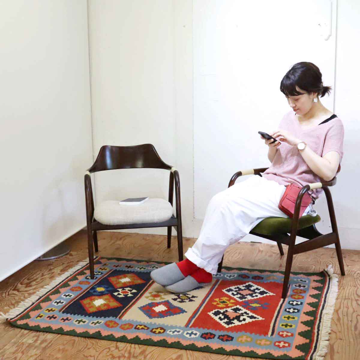 飛騨産業 アイガー / EIGER チェア アームチェア オフホワイト【2】キツツキ ヴィンテージ