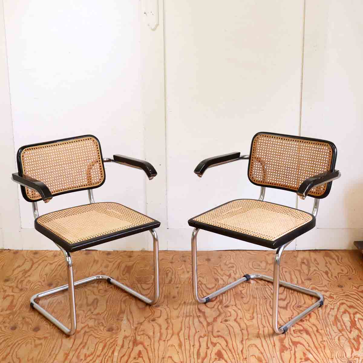 チェスカチェア / CESCA CHAIR 2脚セット 【A】 アーム付き マルセル・ブロイヤー カンティレバー イタリア製 ヴィンテージ