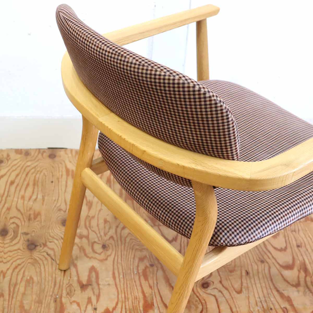 エルモ / ELMO カリッジ・マーケット / CORIGGE MARKET イース ダイニングアームチェア  アームソファ アジアン家具 中古