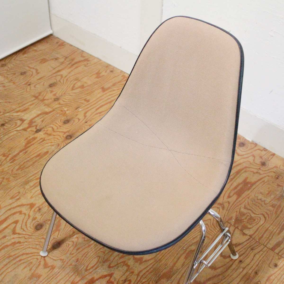 ハーマンミラー / Herman Miller サイドシェルチェア 3rd スタッキングベース チャールズ&レイ・イームズ 【5】 ヴィンテージ