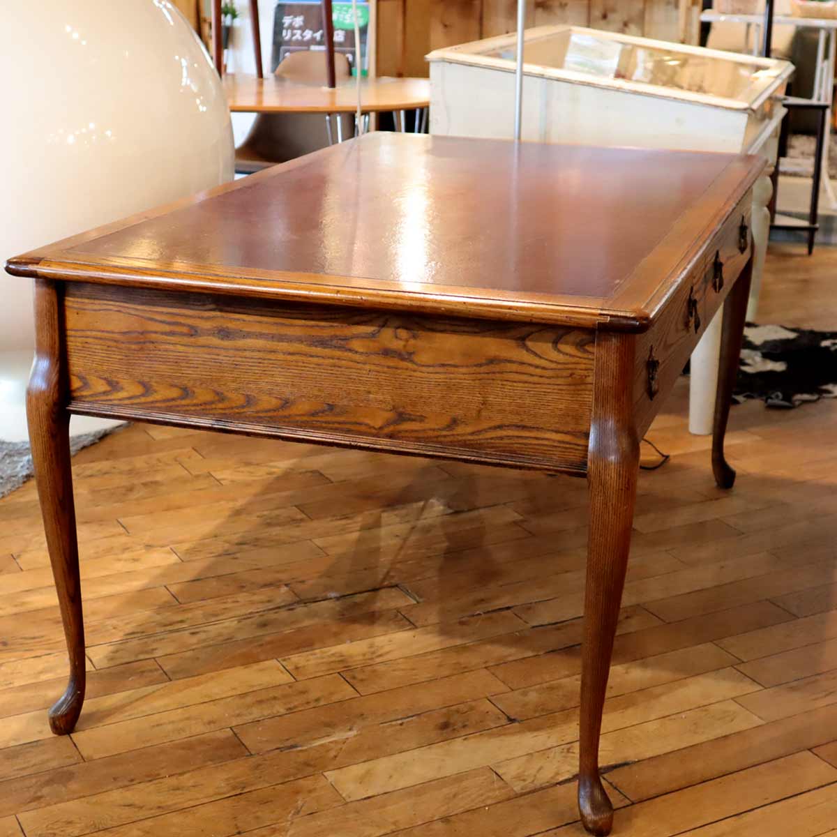 ディスプレイテーブル 猫脚 アンティーク調 作業台 中古