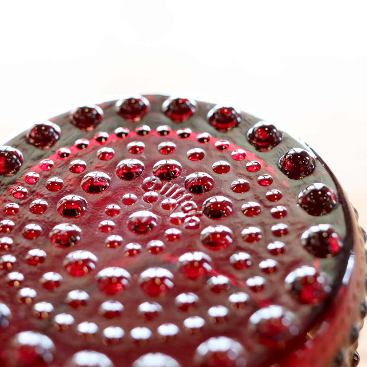 イッタラ / iittala カステヘルミ / Kastehelmi キャンドルホルダー クランベリー 中古