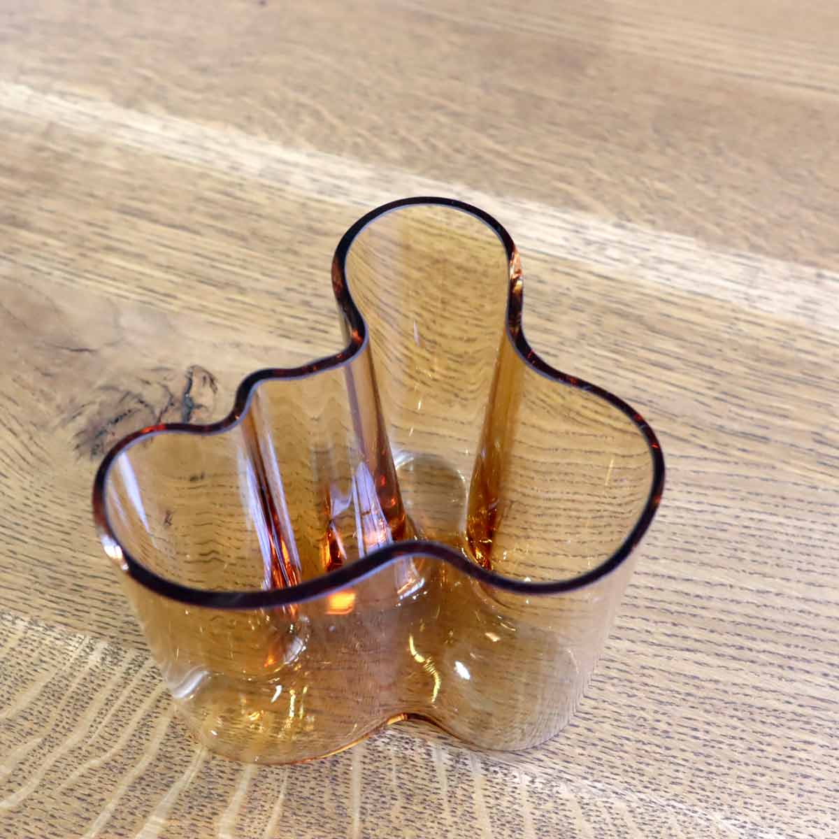 イッタラ / iittala アルヴァ・アアルト コレクションフラワー ベース 12cm デザートカラー 中古