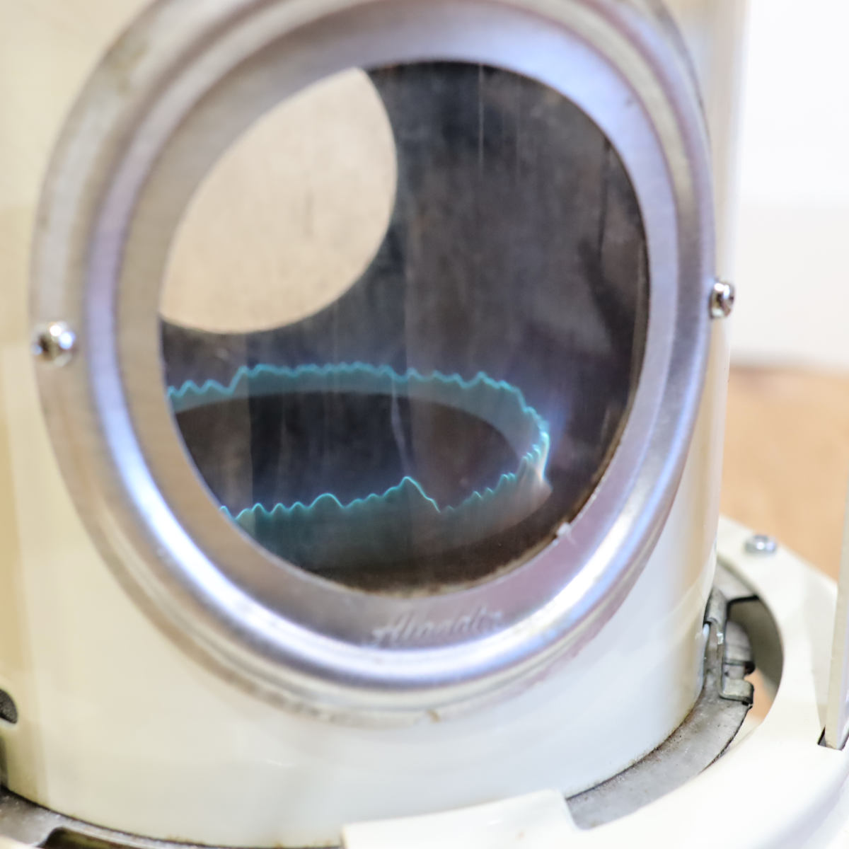 アラジン / Aladdin ブルーフレームヒーター 【1】 石油ストーブ シリーズ39型 ホワイト 中古