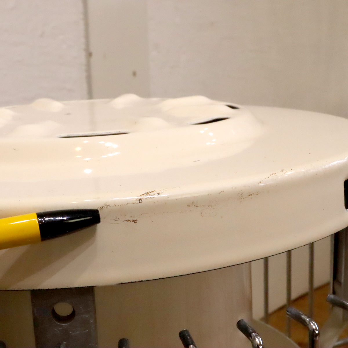 アラジン / Aladdin ブルーフレームヒーター 【2】 石油ストーブ シリーズ39型 ホワイト 中古