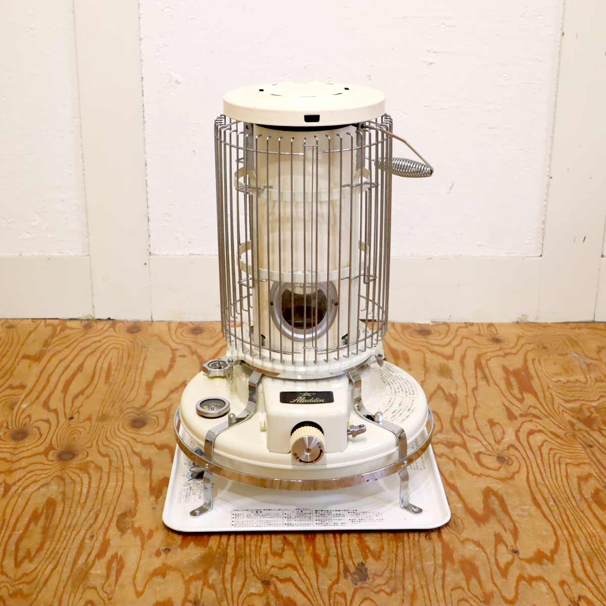 アラジン / Aladdin ブルーフレームヒーター 【2】 石油ストーブ シリーズ39型 ホワイト 中古