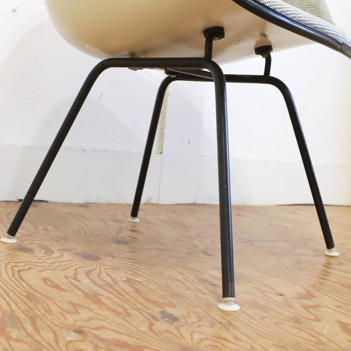 ハーマンミラー / Herman Miller アームシェルチェア チャールズ&レイ・イームズ アレキサンダー・ジラルド FRP ヴィンテージ