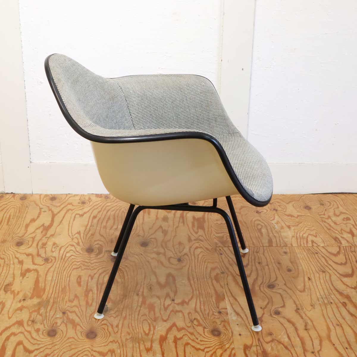 ハーマンミラー / Herman Miller アームシェルチェア チャールズ&レイ・イームズ アレキサンダー・ジラルド FRP ヴィンテージ