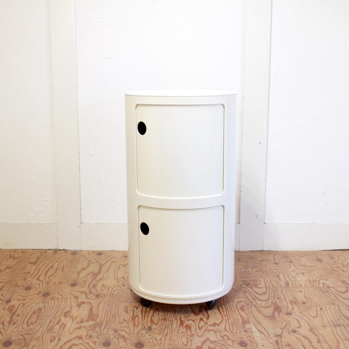 カルテル / Kartell コンポ二ビリ ラウンドエレメント 2段 ホワイト キャスター付き イタリア製 中古