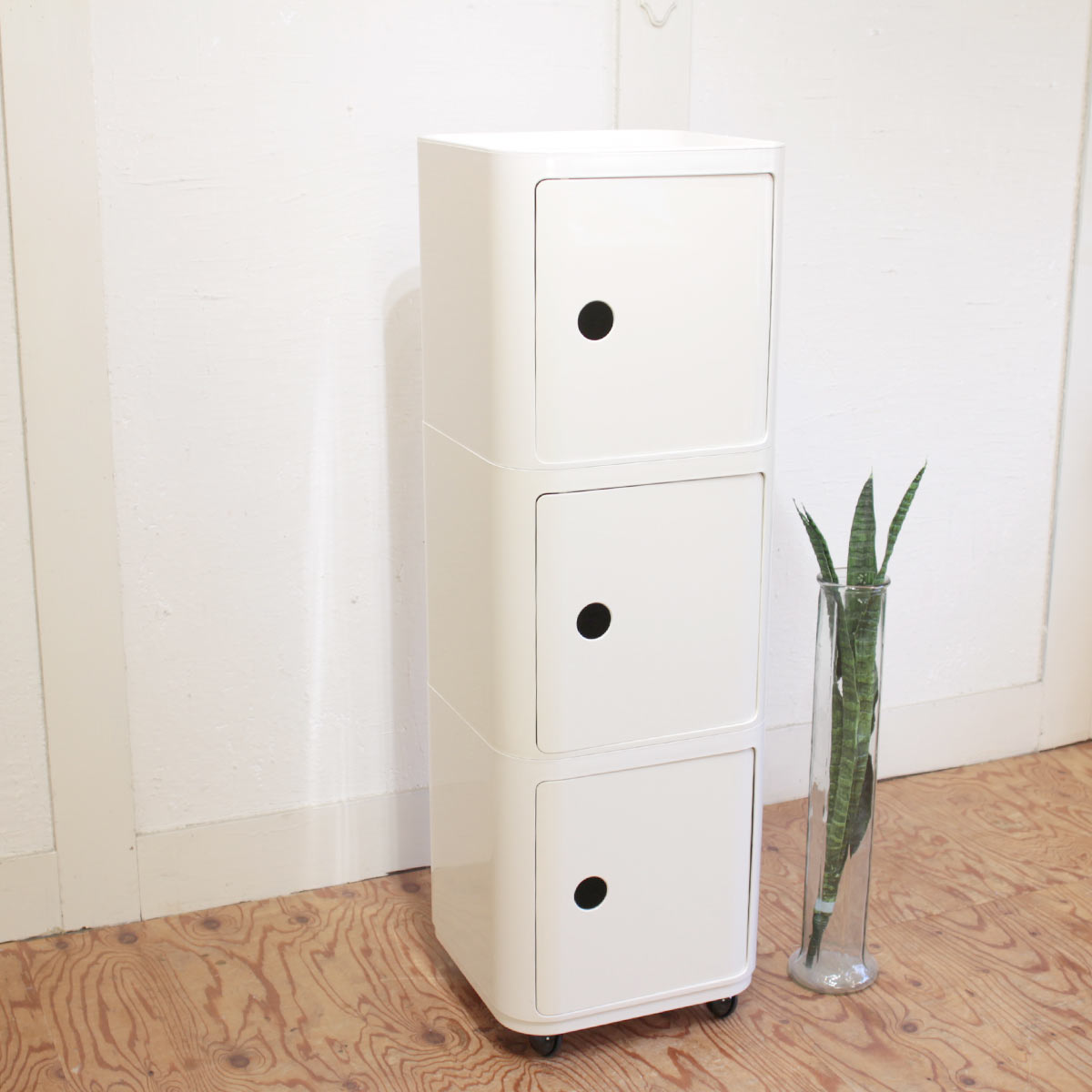 カルテル / Kartell コンポ二ビリ Square Element 3段 / スクエアエレメント3段 ホワイト キャスター付き イタリア製 中古