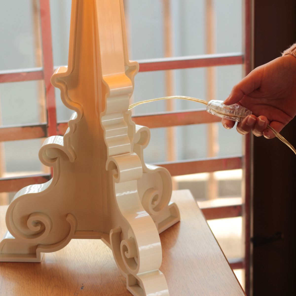 カルテル / Kartell ブルジー BOURGIE テーブルランプ 間接照明 ホワイトゴールド 中古