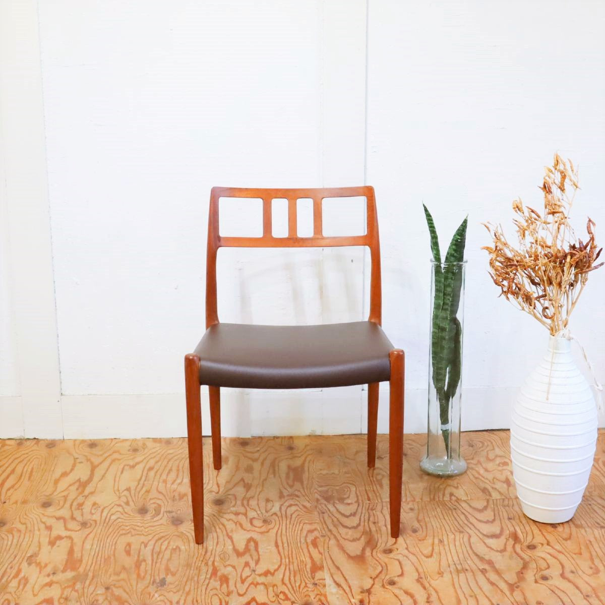 J.L.ムラ― / J.L.Moller No.79 チェア ニールス・O・ムラ― / Niels O. Moller デンマーク 中古