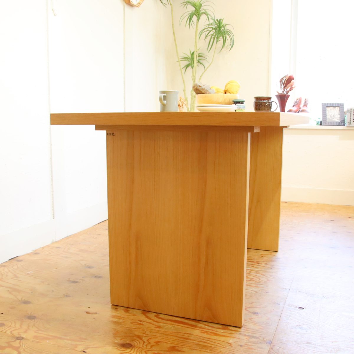 アクタス / ACTUS FBシリーズ ダイニングテーブル 2-LEG 作業台 デスク 中古