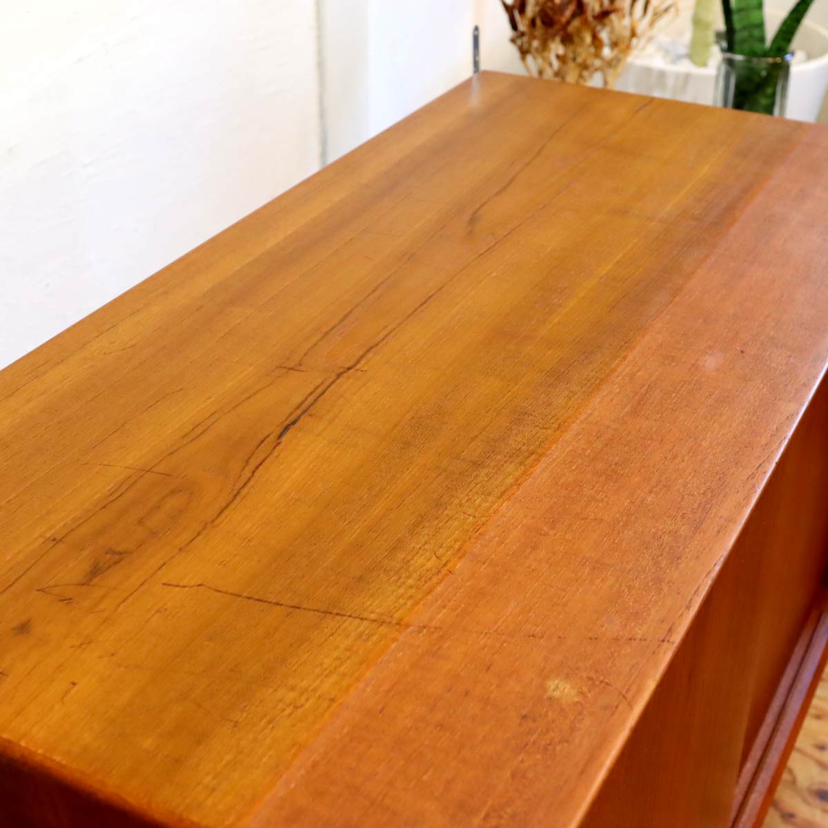 LYBY Mobler カップボード ディスプレイシェルフ 飾り棚 ガラス扉 デンマーク製 北欧家具 ヴィンテージ