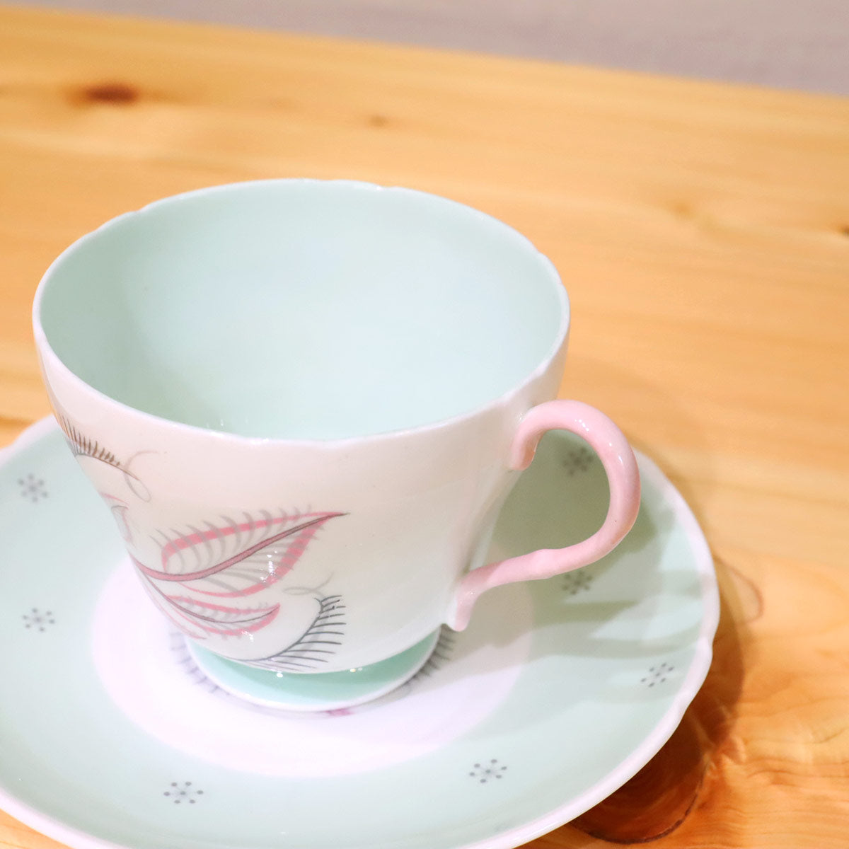 シェリー / shelley リズム / Rhythm  カップ ソーサー&プレート トリオ イギリス製 ヴィンテージ