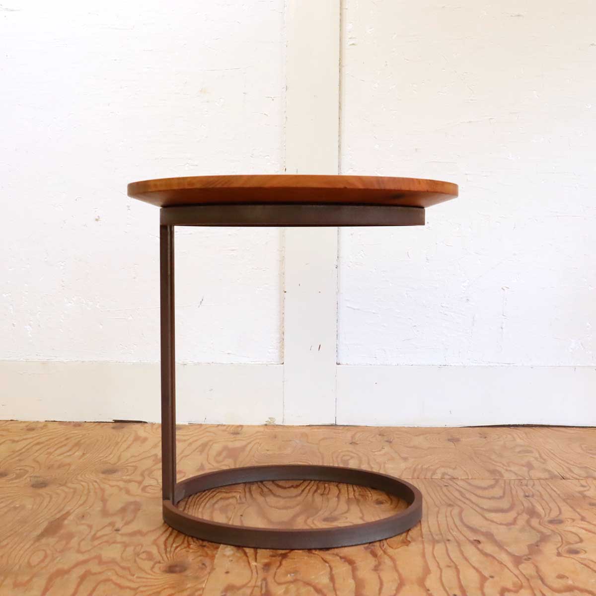リーヴァ / Riva 1920 ウィングロトンド サイドテーブル ウォールナット arflex 住宅展示場展示品