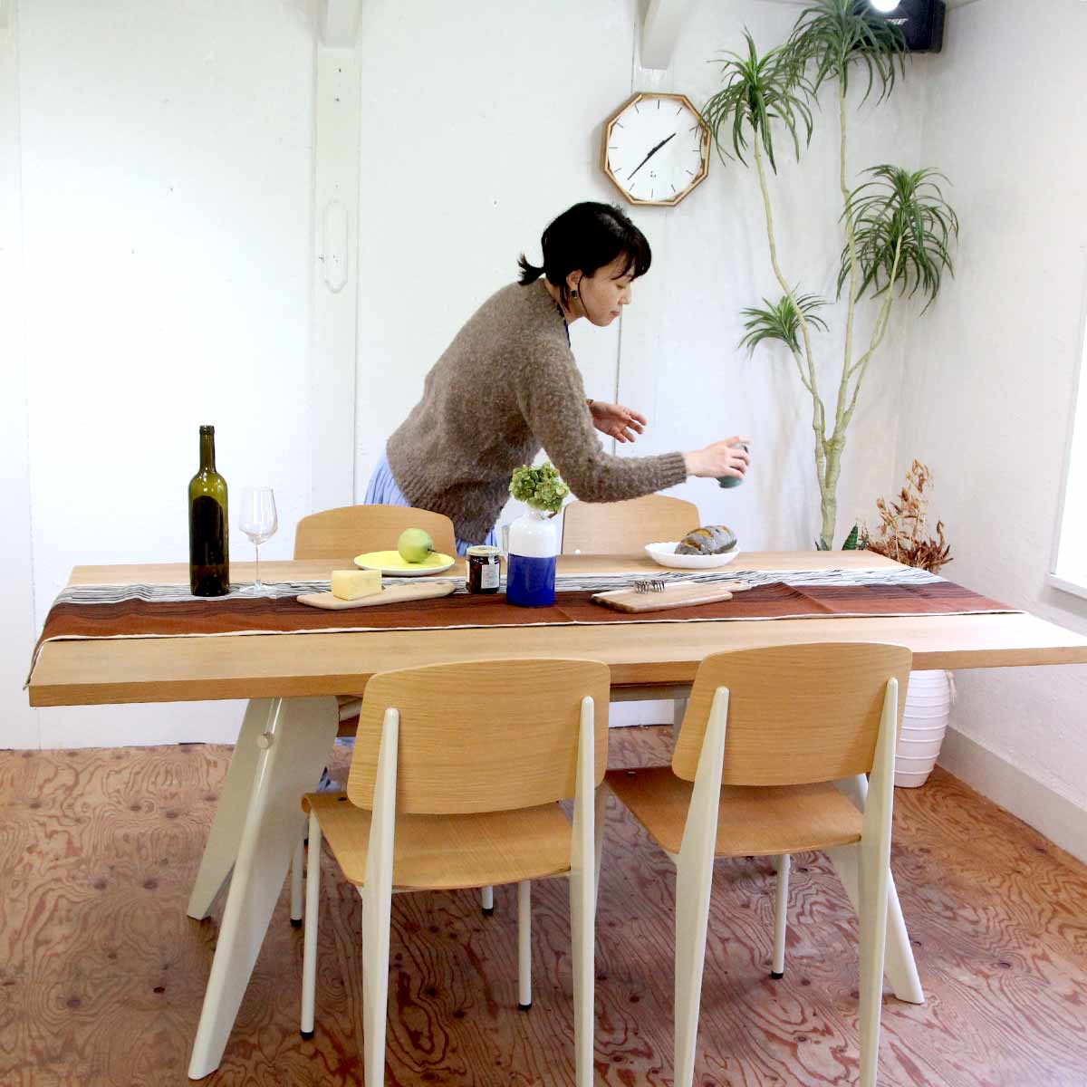 ヴィトラ / Vitra EM テーブル EM Table ジャン・プルーヴェ ソリッドオーク 中古