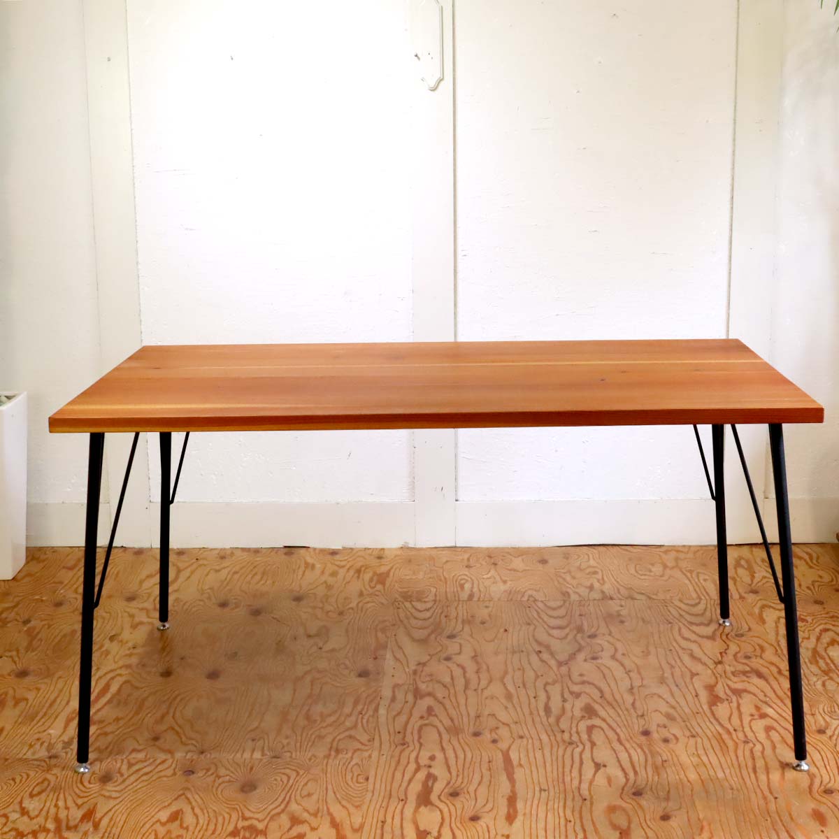 パイン無垢材 ダイニングテーブル 作業テーブル  インダストリアル 中古