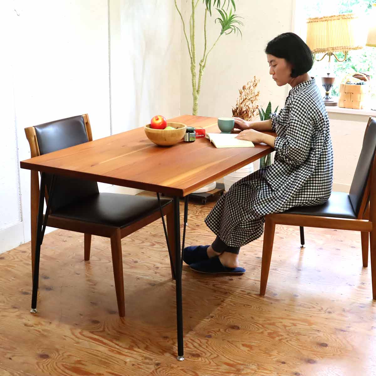 パイン無垢材 ダイニングテーブル 作業テーブル  インダストリアル 中古