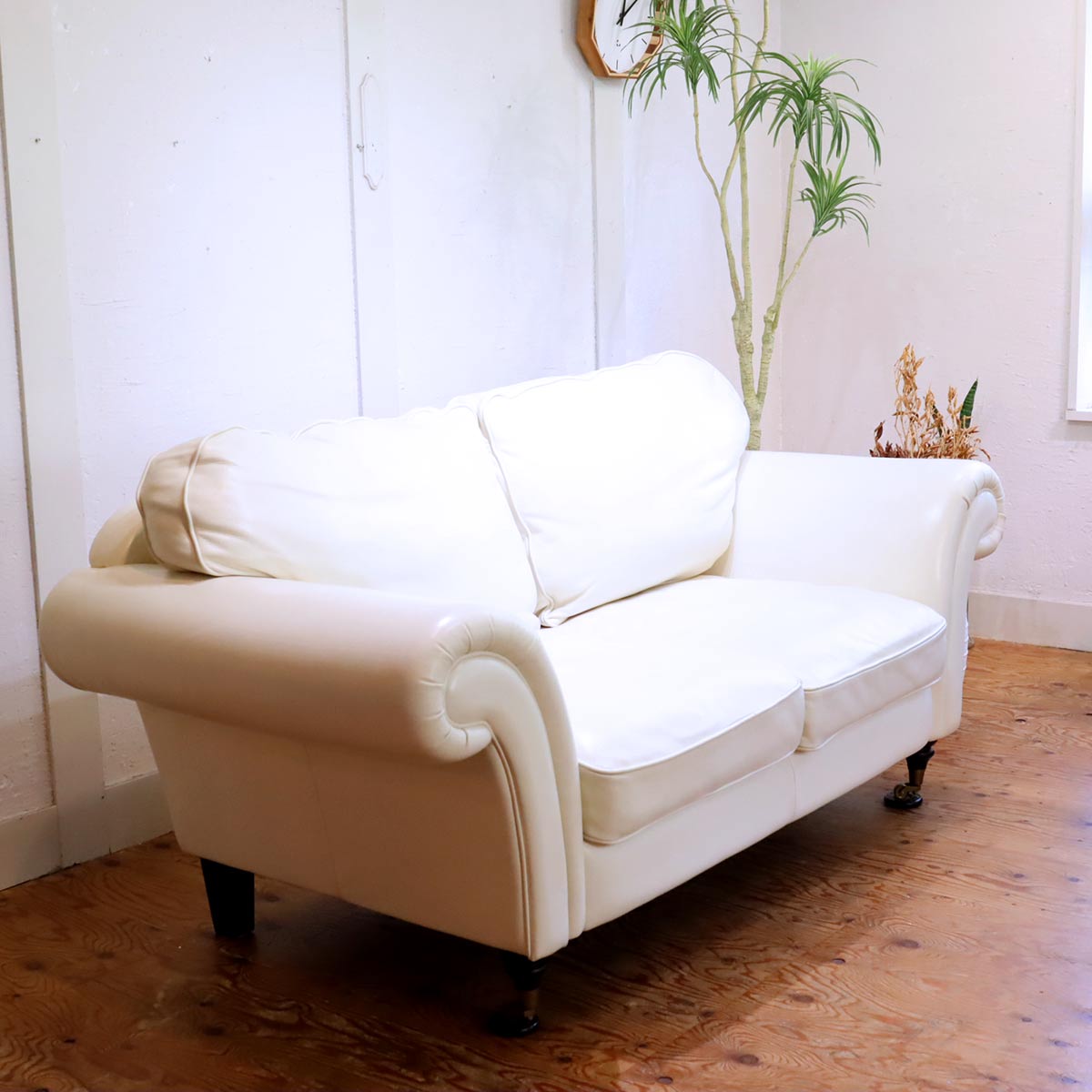 ローラアシュレイ / Laura Ashley モーティマ 2シーター 2人掛けソファ 本革 ホワイト 中古