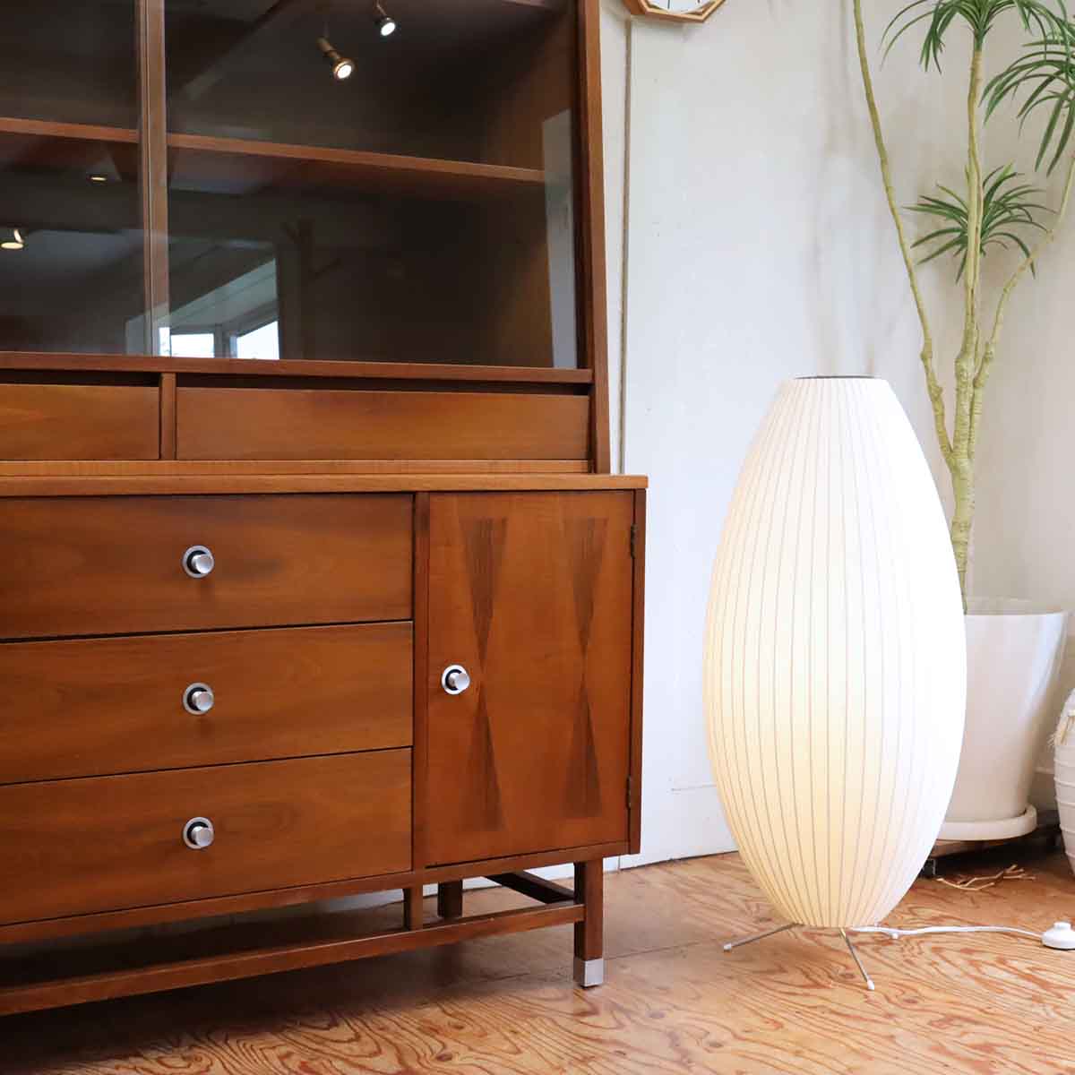 モダニカ / MODERNICA バブルランプ シガー / CIGAR L スタンド トライポッド ジョージ・ネルソン フロアライト 間接照明 住宅展示場展示品