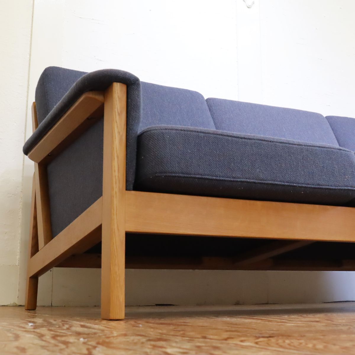<i>動画</i> kitani/キタニ KTSO-15-180 トリプルソファ 3人掛けソファ展示品