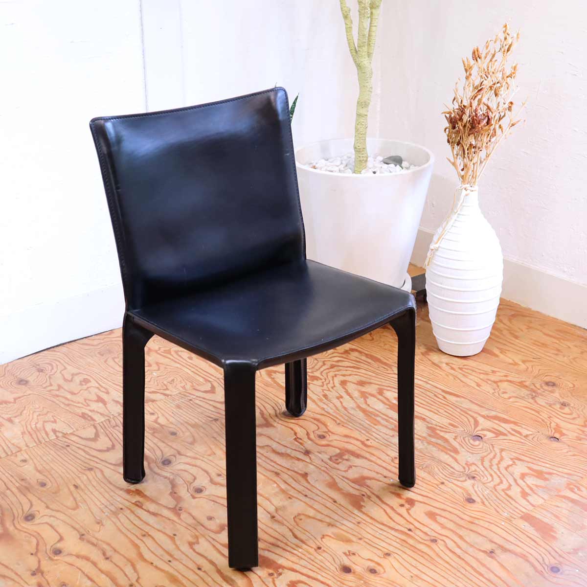 カッシーナ / Cassina キャブ アームレスチェア 412 CAB 黒 ブラック 