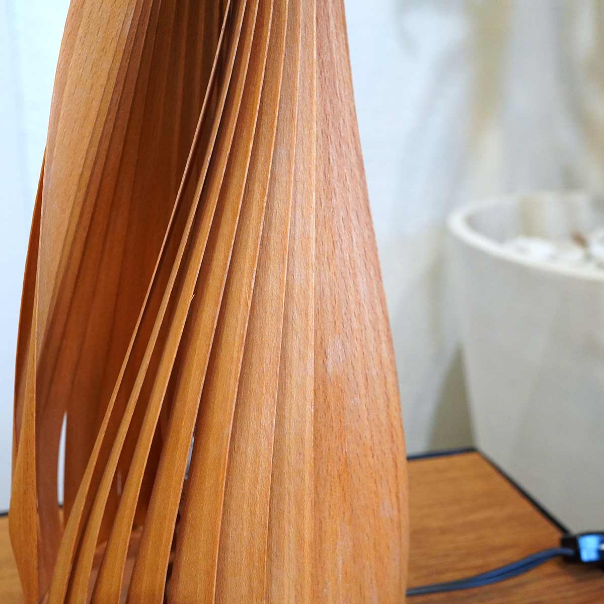 アトリエリベロ / Atelier Libero こもれび komorebi  tsi-1 テーブルランプ 間接照明 木の照明  展示品