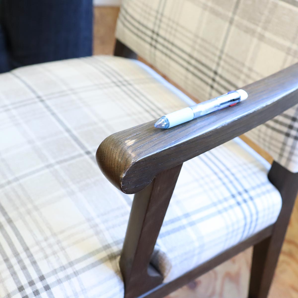 エーディーコア / AD CORE ネオクラシコ アームチェア ダイニングチェア キャメルバックチェア 【1】 展示品