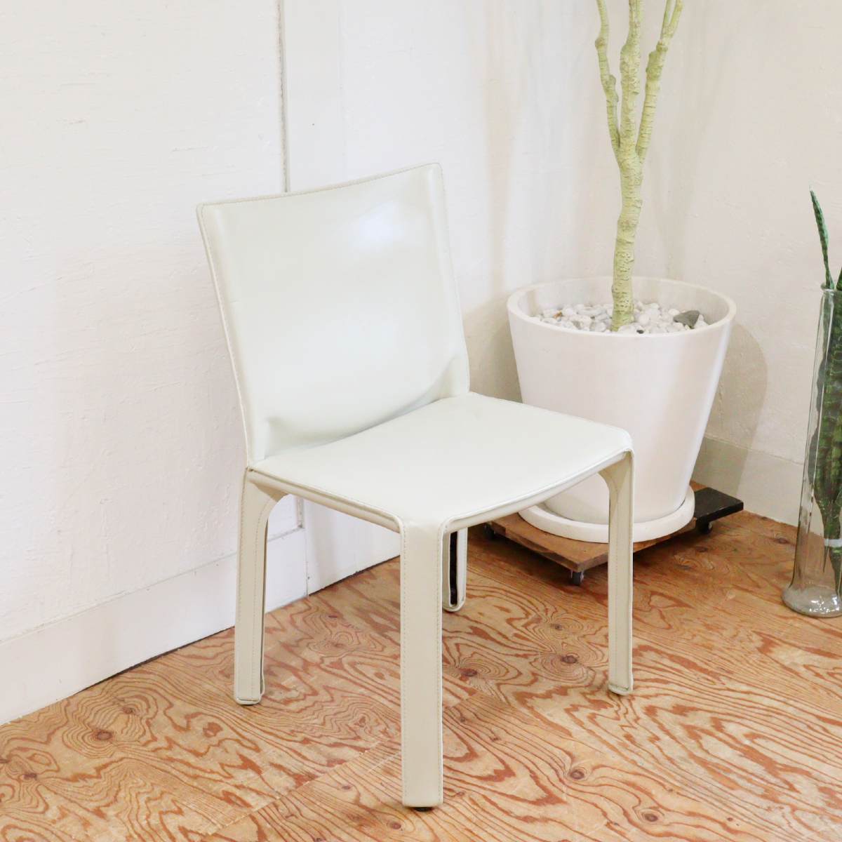 カッシーナ / Cassina キャブ アームレスチェア 412 CAB 
