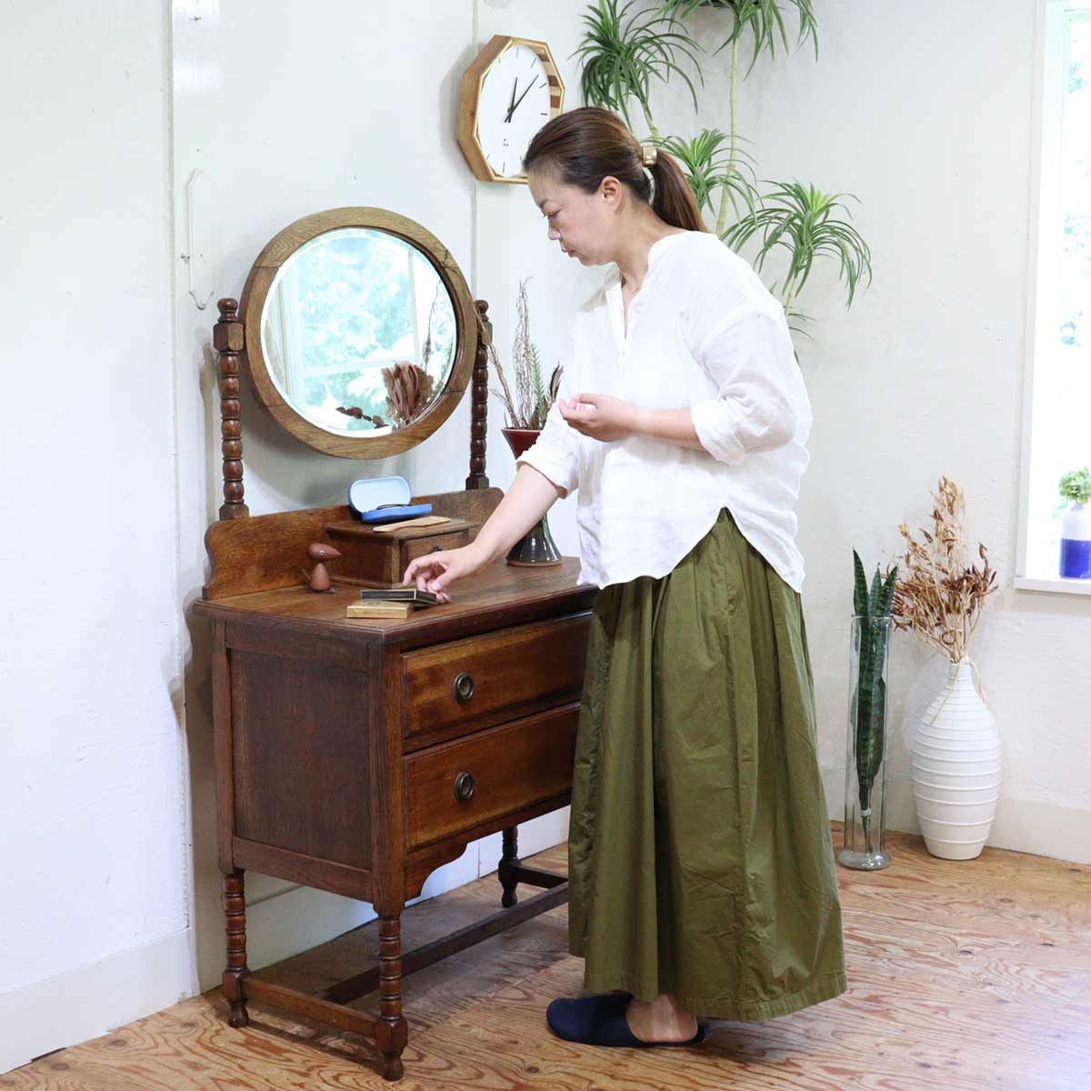 英国アンティーク ドレッシングチェスト ドレッサー キャビネット アンティーク