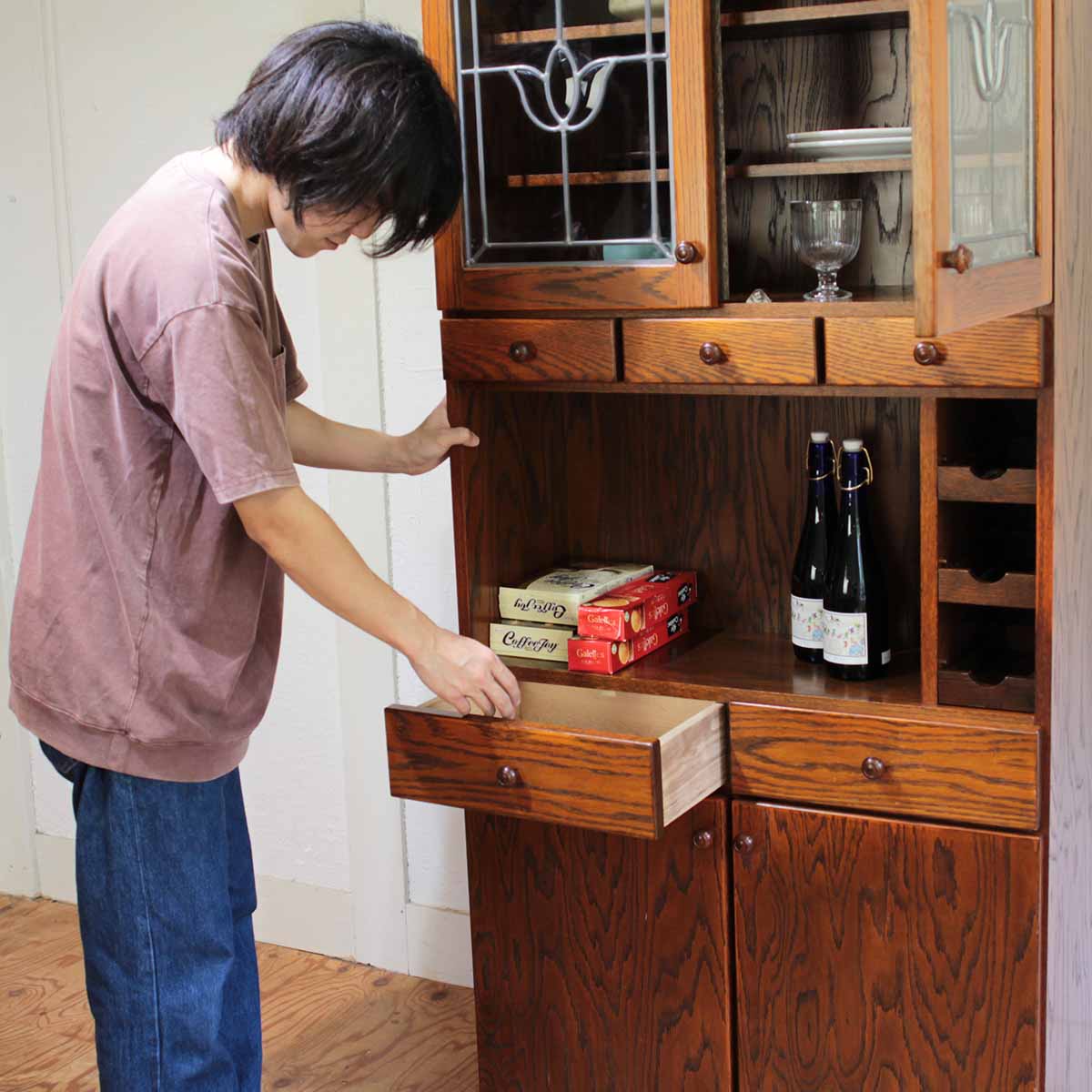 三越ブルージュ カントリーハウス クラシック カップボード 食器棚 飾り棚 中古