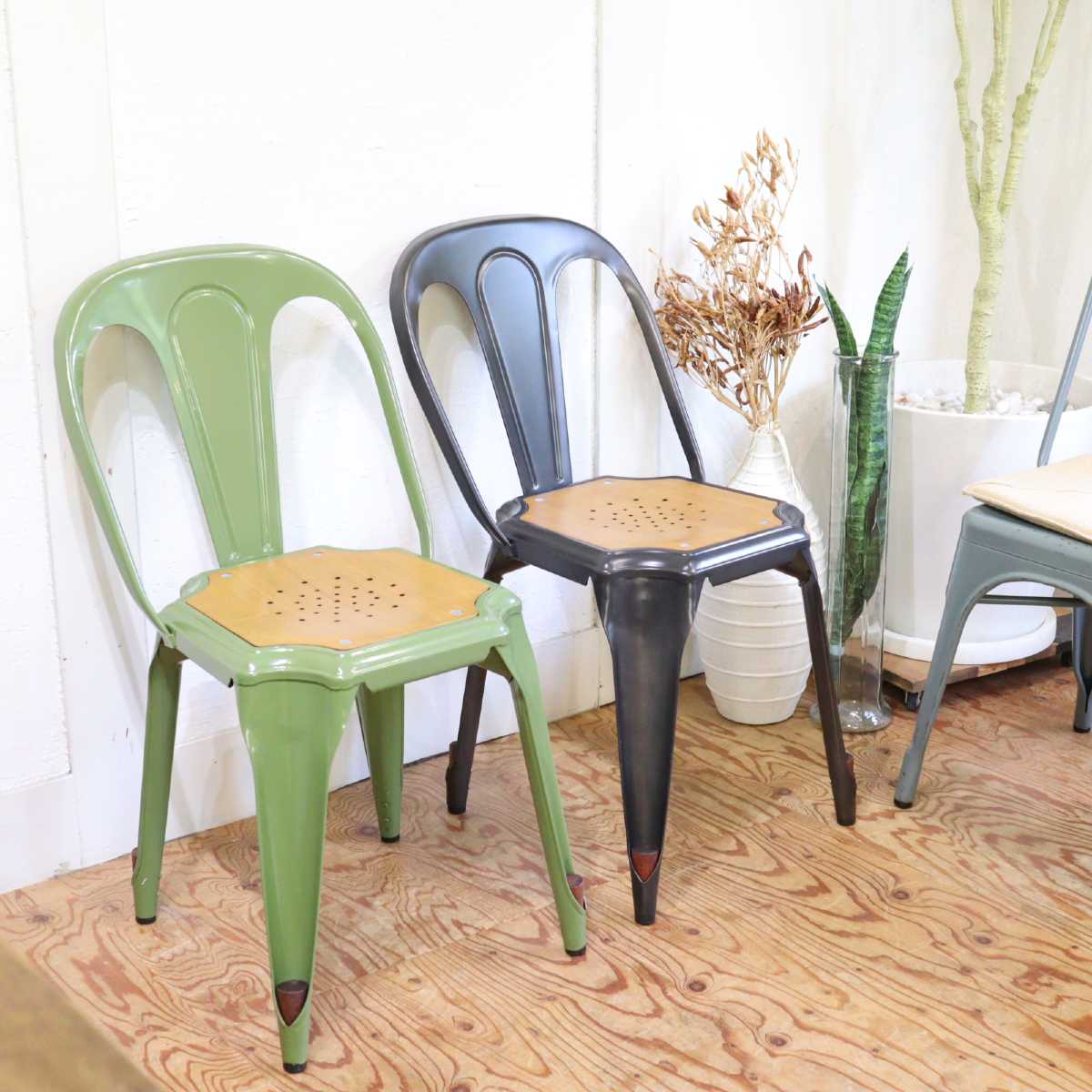 クラッシュゲート /  CRASH GATE ノットアンティークス マルチプルズⅡチェア スチール椅子  ブラック 中古