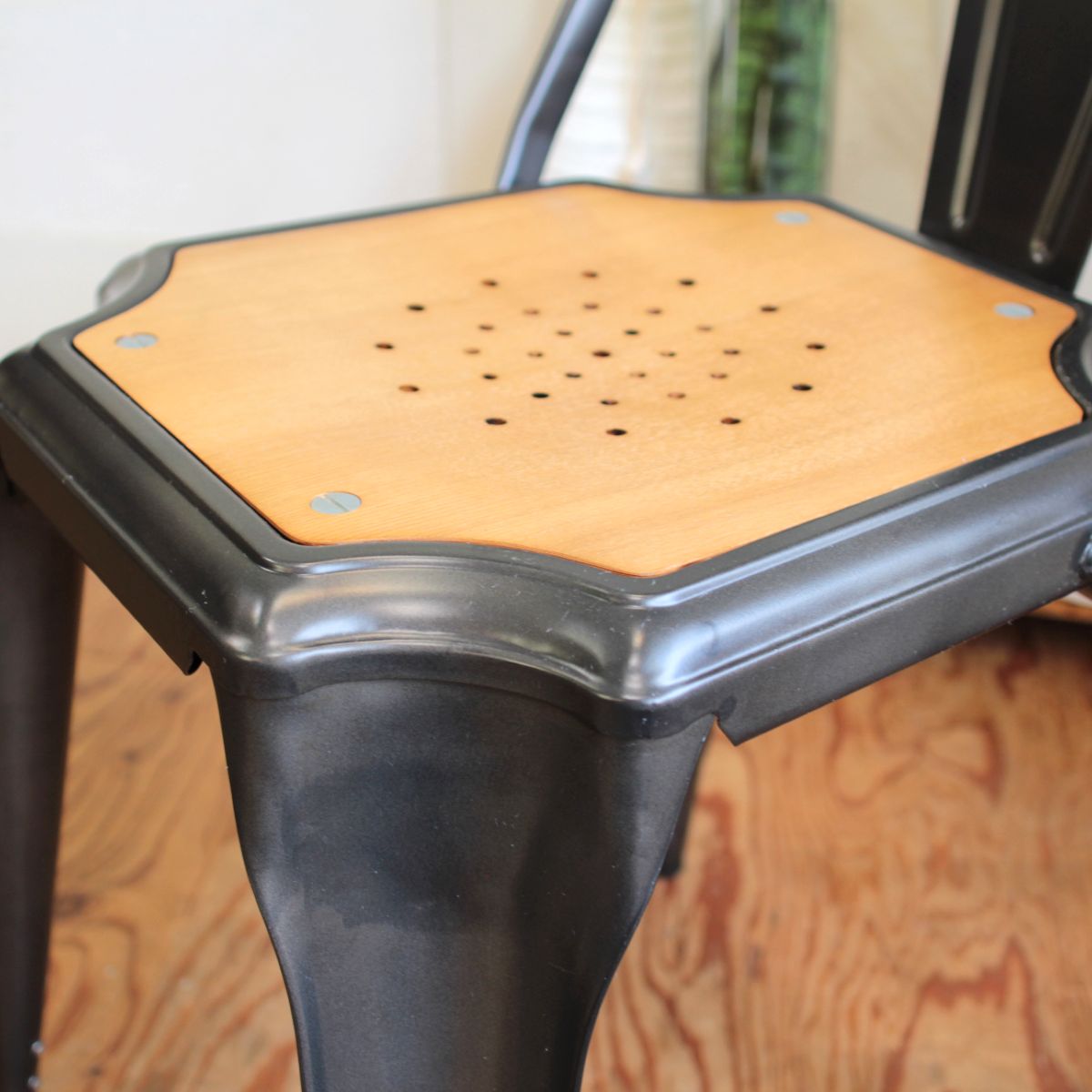 クラッシュゲート /  CRASH GATE ノットアンティークス マルチプルズⅡチェア スチール椅子  ブラック 中古