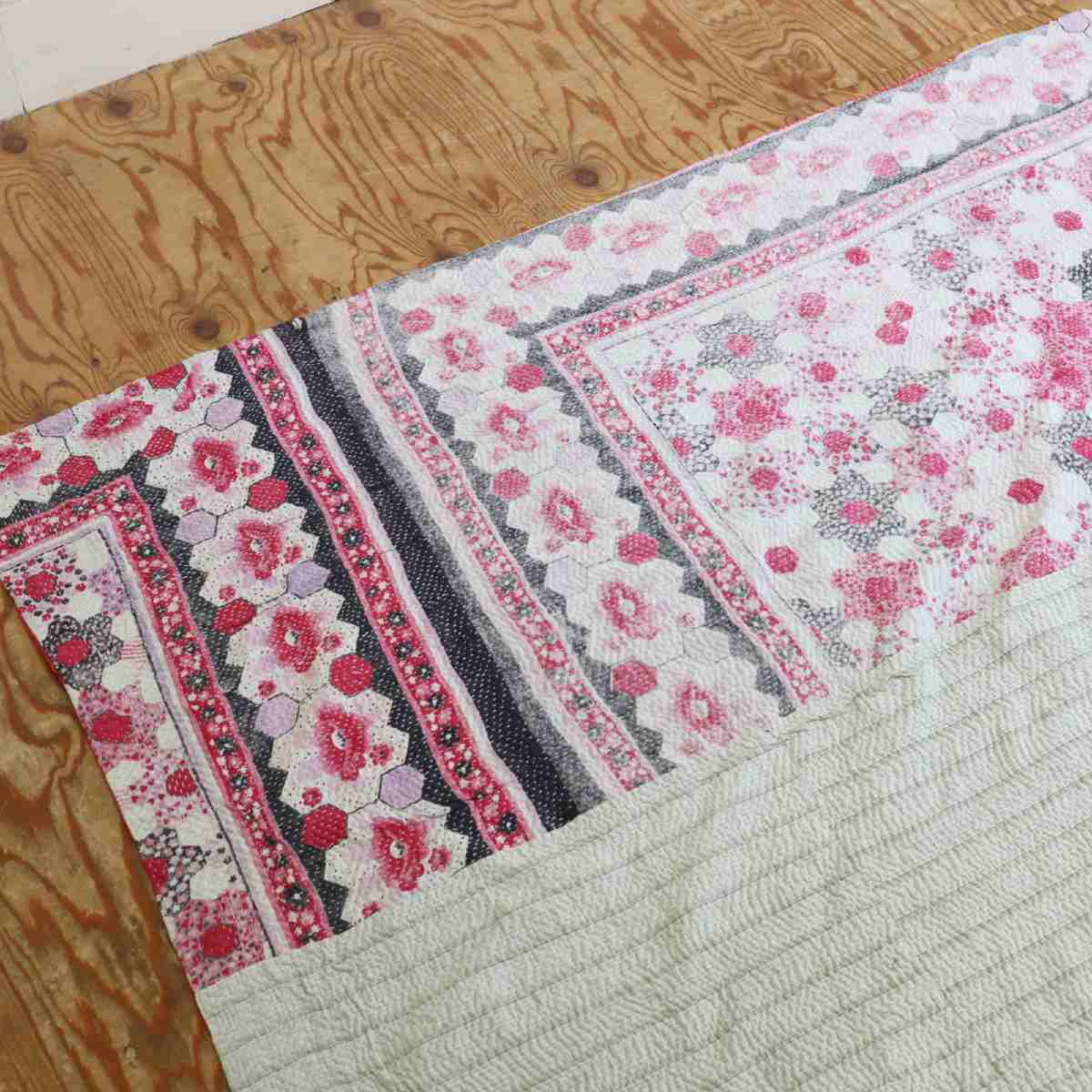 ラリーキルト 【1】 ラグ パッチワーク ステッチ パープル オレンジ 中古