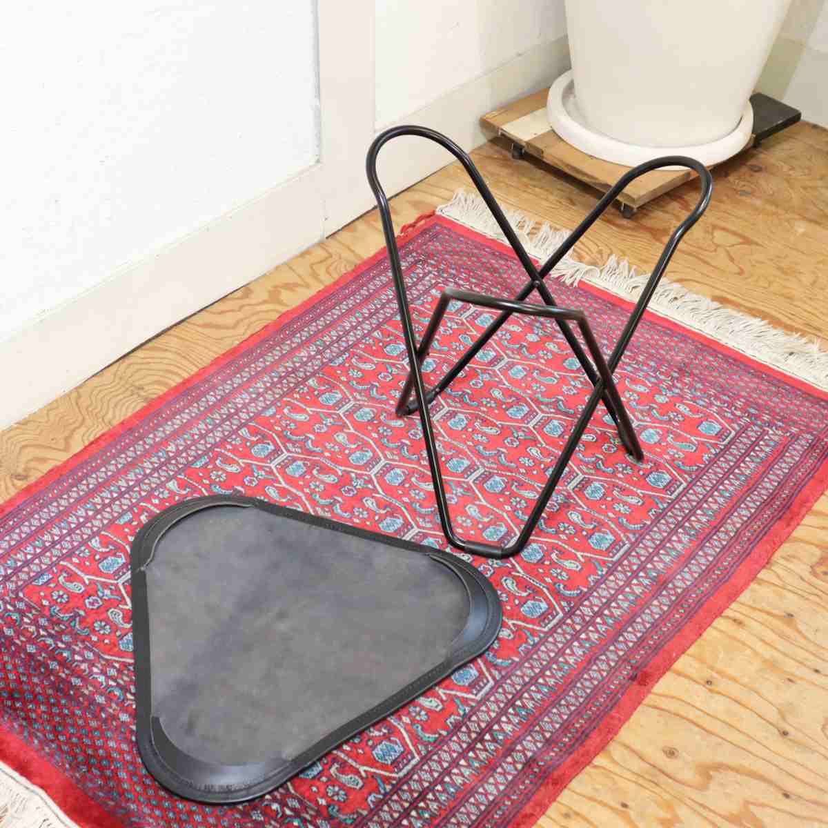 ブラックレザースツール オットマン 中古